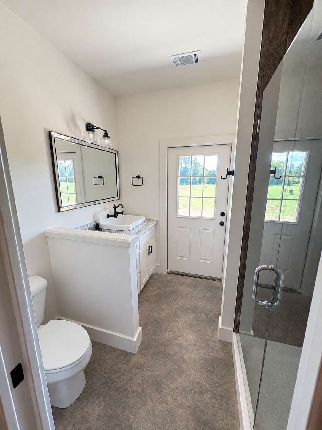 82 Latigo Lane, Greenbrier, AR 72058 - JC Construction custom home photo 16 of 17